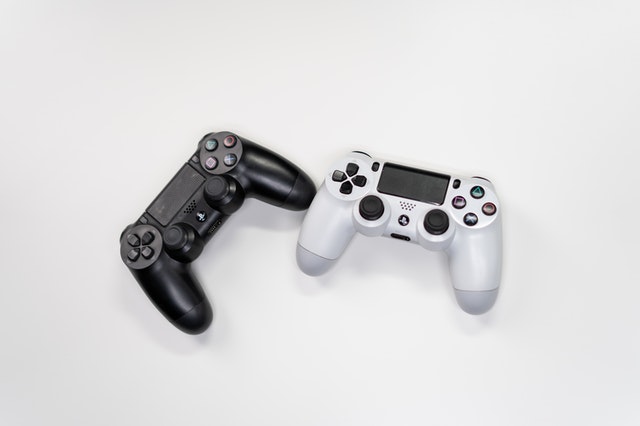 Black and White Ps4 Controller